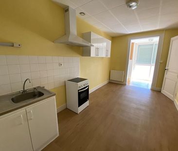 : Appartement 37 m² à MONTBRISON - Photo 1