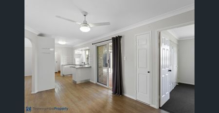 You just have to see through this one! - Photo 2