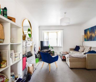 4 bedroom terraced house to rent - Photo 1