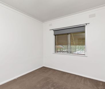Low Maintenance Central Living - Photo 4