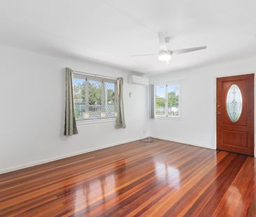 21 Luprena Street, Mansfield QLD 4122 - House For Rent | Domain - Photo 6