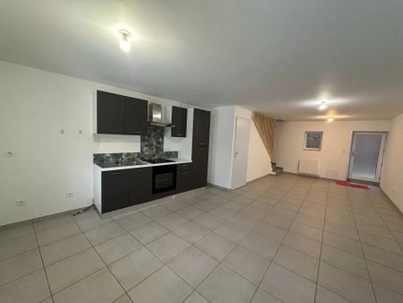 Location Villechenève - 80m² - Photo 5