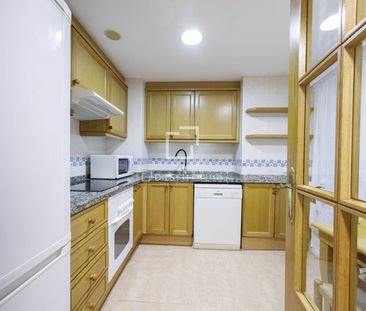 3 Bedroom apartment for rent in Ciudad de las Ciencias, Valencia - Photo 3