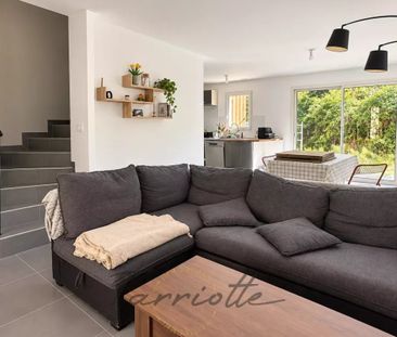VILLA - 10897 - Photo 2