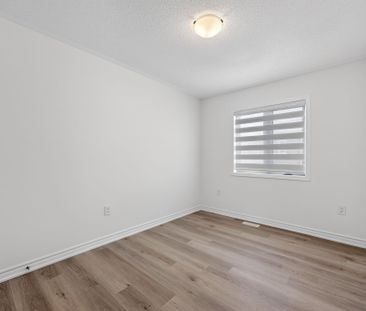 For Lease - 18 Ivory Road, Barrie, Ontario - Photo 6