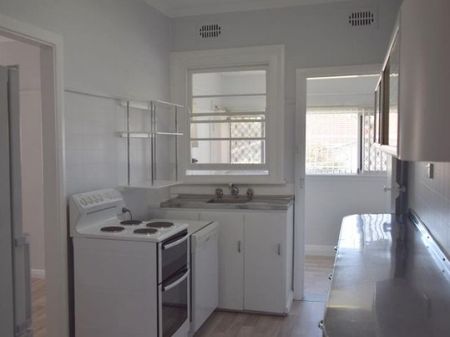 7 Kyneton Street, Belmont NSW 2280 - Photo 4