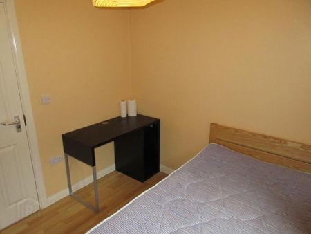 Great Location, 16b Magdala Street, Queens Quarter, Belfast, BT7 1PU - Photo 4