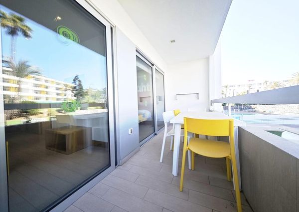 Playa del Inglés, Canary Islands 35100