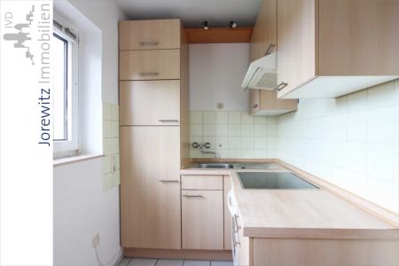 Bielefeld-Stieghorst: Gemütliche 1 Zimmer-Wohnung mit Einbauküche und Loggia - Photo 4