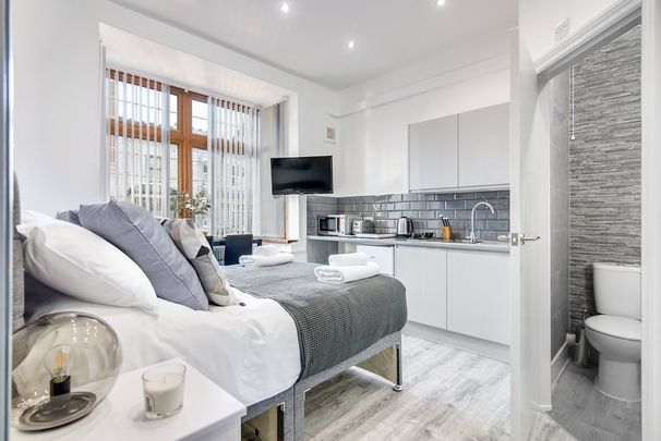 Room in a Shared House, Rotten Park Road, B16 - Photo 1