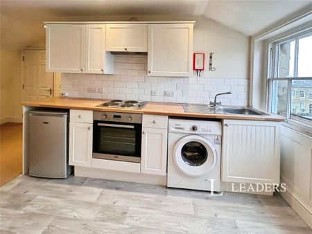 1 bedroom flat to rent - Photo 5