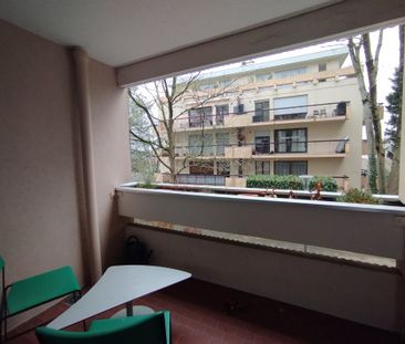 Location Appartement 3 pièces 76m² - Photo 2