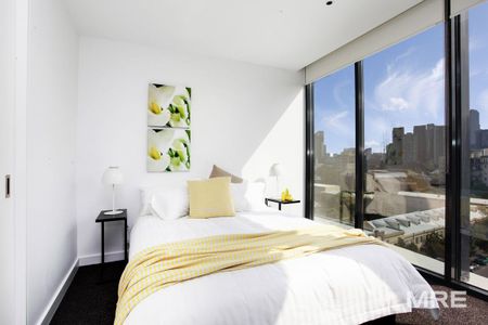 Amazing views overseeing the Southbank - Photo 3