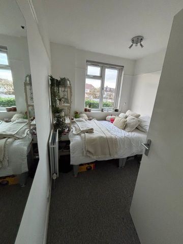 5 Bed Terraced House, Mortimer Road, BS34 - Photo 2