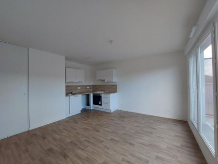 Location Appartement 2 pièces 42m² NOTRE DAME DE BONDEVILLE 76960 - Photo 5