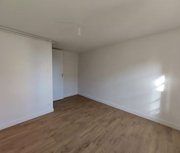 LOCATION APPARTEMENT T3 Bis, POITIERS, CENTRE-VILLE - Photo 2