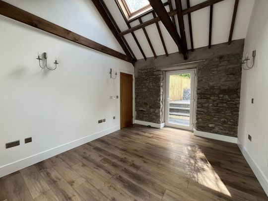 2 bedroom house to rent - Photo 1