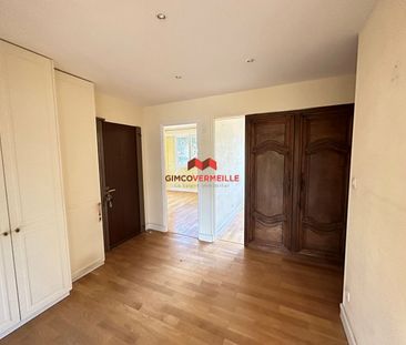 Location Appartement 4 pièces 86m² - Photo 2