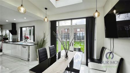 5 bedroom semi-detached house to rent - Photo 4