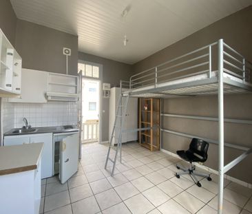 Location Appartement 1 pièce 18m² BORDEAUX 33800 - Photo 2