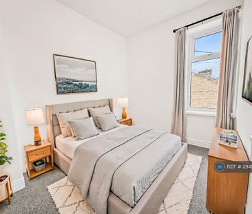 3 bedroom terraced house to rent - Photo 6