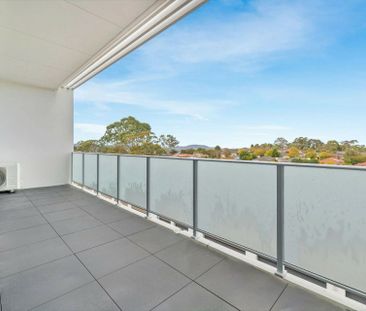 Modern Two-Bedroom Apartment in the Heart of Amaroo - Photo 6