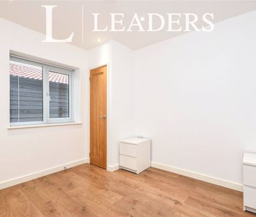 2 bedroom bungalow to rent Eastfield Stables, May Walk, Elsenham Ro... - Photo 1