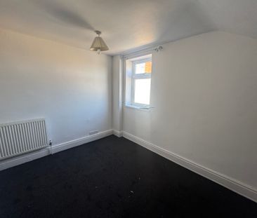 Lytham Road, Blackpool - Photo 6