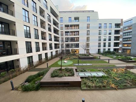 1 bedroom flat to rent - Photo 2