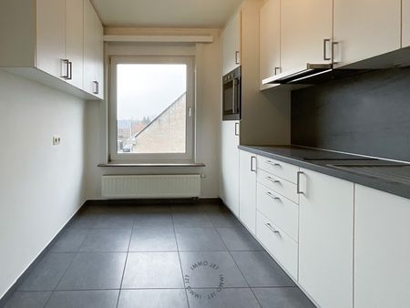 Rustig gelegen appartement met terras en garage - Photo 2