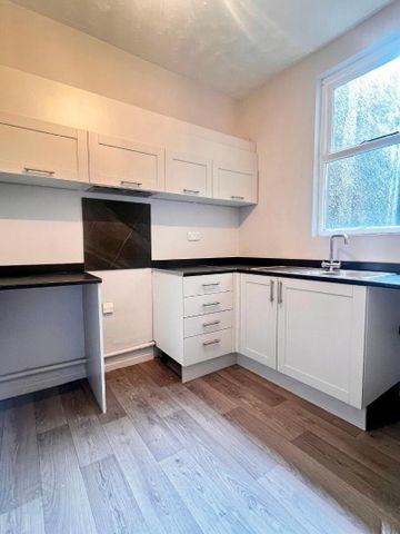 50a Bay Road, BT401DG, Larne - Photo 5