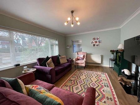 Scalby Road, Scarborough, YO12 - Photo 4