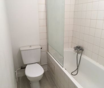 Location Appartement 1 pièce 26m² ANGERS 49000 - Photo 4