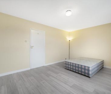 3 bedroom detached house to rent - Photo 5