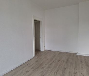 großzügige 3 Raumwohnung mit Wohnküche und Wintergarten - auch für ... - Photo 5