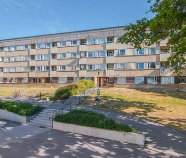 Ådalsvägen 4 B - Foto 1