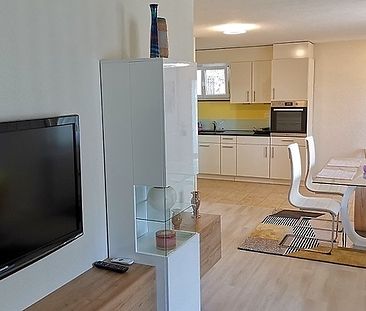 2 Zimmer-Wohnung in Merlischachen (SZ), möbliert, auf Zeit - Foto 1