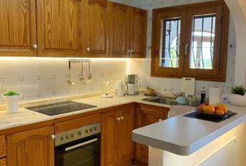 Villa for rent with 3 bedrooms and pool in Calpe for the winter season.