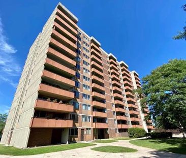 For Lease - 165 La Rose Avenue Unit# 811, Toronto, Ontario - Photo 4