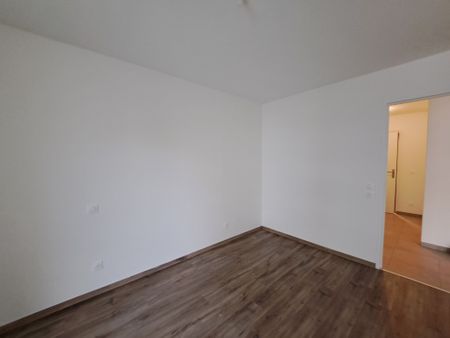 Location Appartement 2 pièces 45m² THONON LES BAINS 74200 - Photo 3