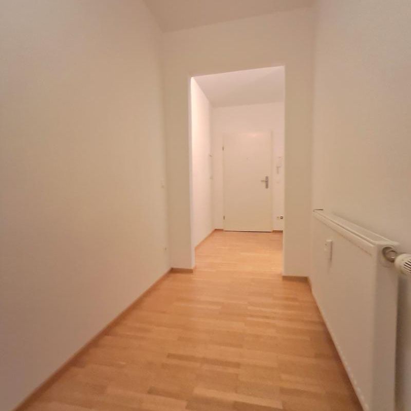 Rudolfstraße 24/5/DG: Hübsche 2-Zimmerwohnung 57,78m2 mit Blick zum Schlossberg, ablösefreie Küche, 5.Liftstock! - Photo 1