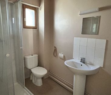 Location Maison 4 pièces 64m² - Photo 2