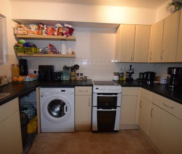 2 bed apartment to rent in Cairns Court, Norwich, Norwich - Photo 4
