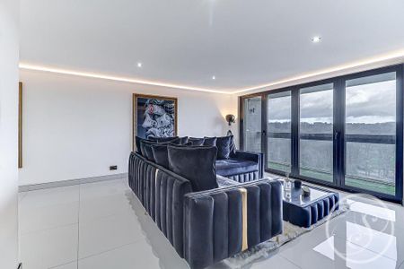 3 bedroom apartment to rent - Photo 2