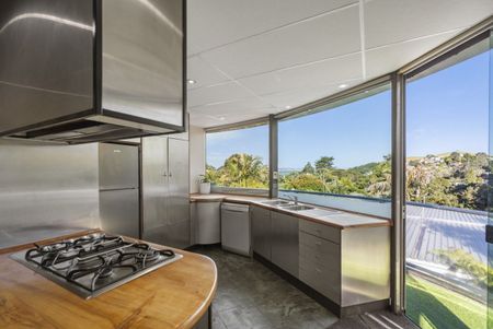 Maraetai, Unique With View, 3 Bedrooms - Photo 4