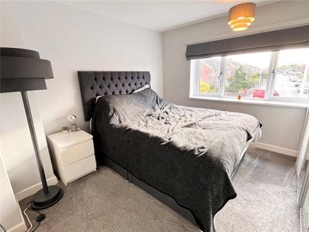 3 bedroom semi-detached house to rent - Photo 4