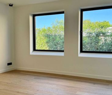 Eengezinswoning te huur in Assebroek voor € 1.600 met 3 slaapkamers - Photo 1