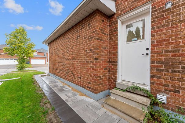 For Lease - 69 Aristotle Drive, Richmond Hill, Ontario - Photo 1