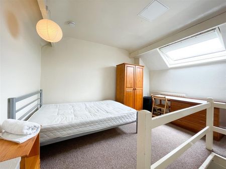 37 Warwick Street, Crookes, Sheffield - Photo 4