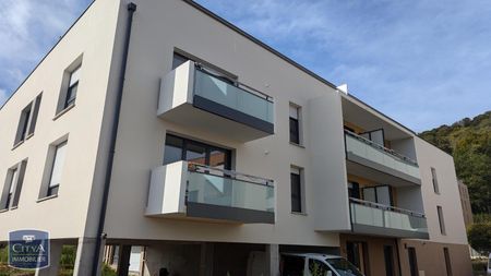 Location Appartement 3 pièces 61m² NOTRE DAME DE BONDEVILLE 76960 - Photo 5